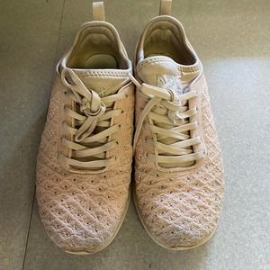 APL Techloom Phantom Peach Running Outdoor Hiking Trails Walking Sneakers 6.5